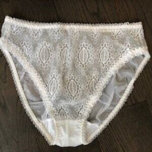 NWOT White Lace Underwear  size S